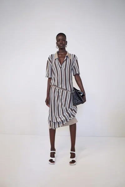Look 27